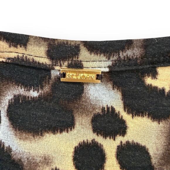 St. John Leopard Print Short Sleeve T-Shirt Blouse Embellished Womens XL Stretch - Picture 7 of 10